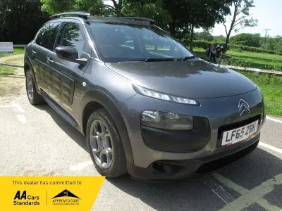 Used Citroën C4 Cactus Feel 100 HP (73 kW) 2015 Grey Hatchback