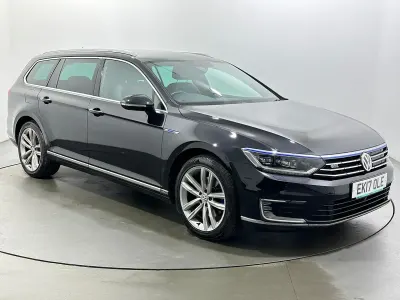 Used VW Passat GTE 218 HP (160 kW) 2017 Black Estate