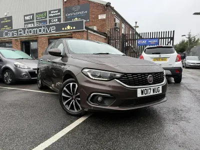 Used Fiat Tipo Lounge 95 HP (69 kW) 2017 Bronze Hatchback