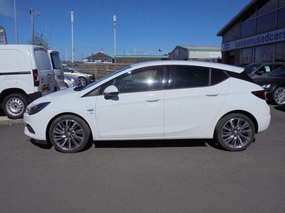 Second-hand Vauxhall Astra SRi 122 CP (89 kW) 2020 Alb Hatchback