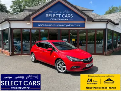 Used Vauxhall Astra SRi 200 HP (147 kW) 2019 Red Hatchback