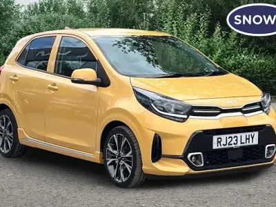 Second-hand Kia Picanto GT-Line 67 CP (49 kW) 2023 Galben Hatchback