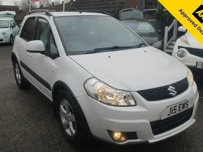 Used Suzuki SX4 SZ5 120 HP (88 kW) 2013 White SUV