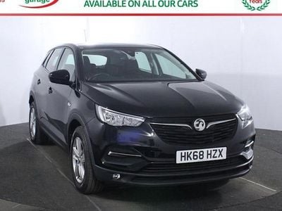 Second-hand Vauxhall Grandland X S 131 CP (96 kW) 2019 Negru SUV