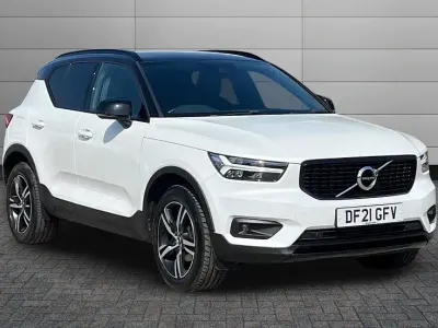 Used Volvo XC40 R-Design 163 HP (119 kW) 2021 White SUV