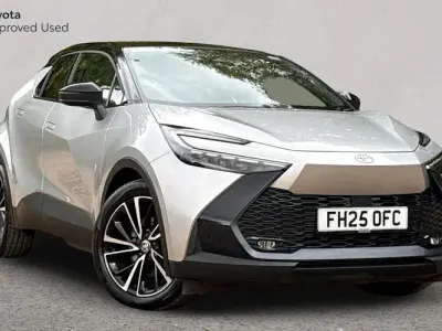 Used Toyota C-HR 223 HP (164 kW) 2025 Silver SUV