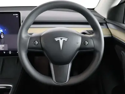 Used Tesla Model Y Long Range AWD 378 kW (514 HP) 2022 Blue SUV