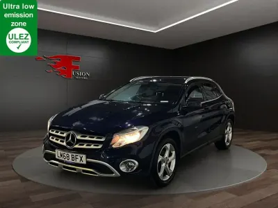 Begagnad Mercedes GLA220 Executive 177 HK (130 kW) 2018 Blå SUV