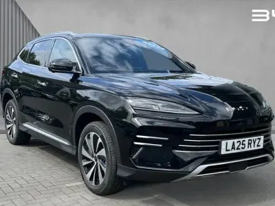 Used BYD Seal U Boost 218 HP (160 kW) 2025 Black SUV