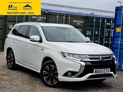 Used Mitsubishi Outlander P-HEV 200 HP (147 kW) 2016 White Estate