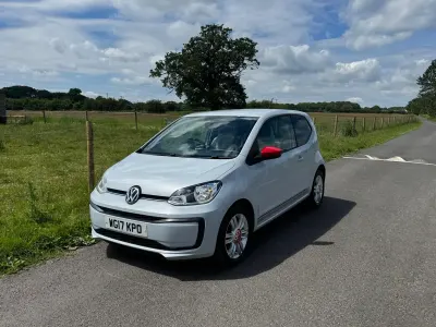 Used VW up! Beats 75 HP (55 kW) 2017 Silver Hatchback