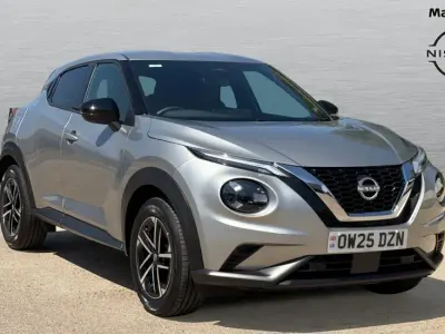 Used Nissan Juke N-Connecta 114 HP (83 kW) 2025 Silver SUV
