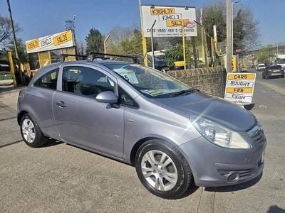 Second-hand Vauxhall Corsa 2009 Argintiu Hatchback