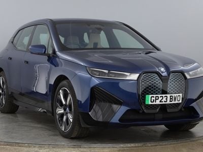 BMW iX