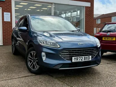 Used Ford Kuga Titanium 150 HP (110 kW) 2022 Blue SUV