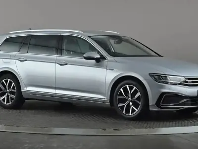 Used VW Passat GTE 218 HP (160 kW) 2023 Silver Estate