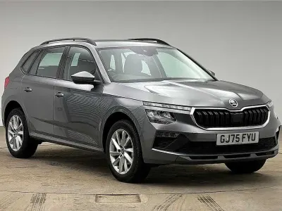 Begagnad Skoda Kamiq SE 94 HK (69 kW) 2025 Grå SUV