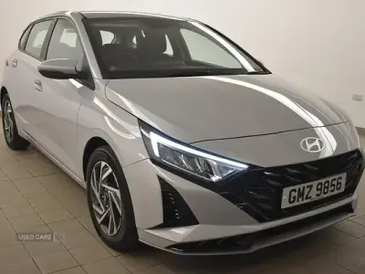 Used Hyundai i20 Advanced 100 HP (73 kW) 2025 Grey Hatchback