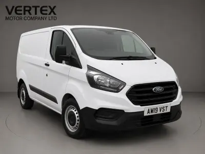 Used Ford Transit Custom 105 HP (77 kW) 2019 White Van