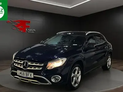 Używany Mercedes GLA220 Executive 177 KM (130 kW) 2018 Niebieski SUV