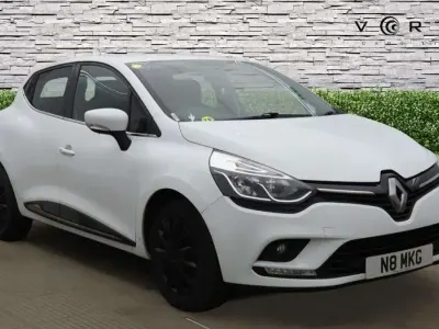 Used Renault Clio IV Iconic 90 HP (66 kW) 2019 White Hatchback