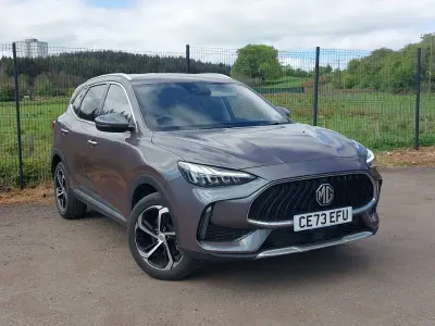Usado MG HS Trophy 162 HP (119 kW) 2023 Cinzento SUV