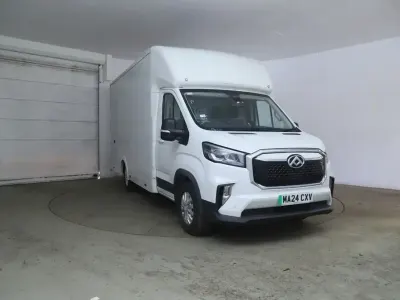Used Maxus V90 204 HP (150 kW) 2024 White Van