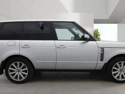 Used Land Rover Range Rover Vogue SE 313 HP (230 kW) 2011 Silver SUV