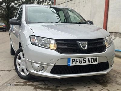Used Dacia Sandero Ambiance 2015 Silver Hatchback