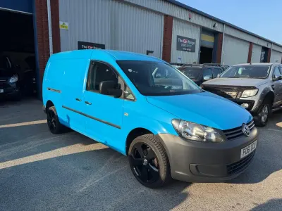 Used VW Caddy Maxi 102 HP (75 kW) 2011 Blue MPV