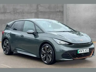 Used Cupra Born e-Boost 239 kW (326 HP) 2025 Green Hatchback