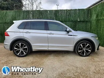 Używany VW Tiguan R-line 150 KM (110 kW) 2021 Srebrny SUV