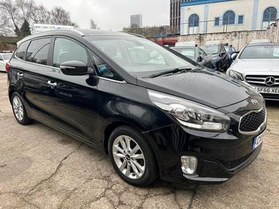 Used Kia Carens 2015 Black MPV