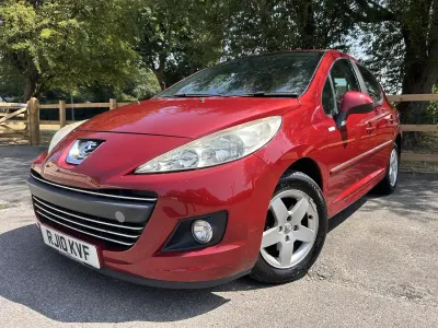 Used Peugeot 207 95 HP (69 kW) 2010 Red Hatchback