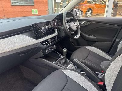 Used Skoda Kamiq SE 94 HP (69 kW) 2025 Silver SUV