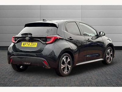Used Toyota Yaris Hybrid Design 116 HP (85 kW) 2025 Black Hatchback