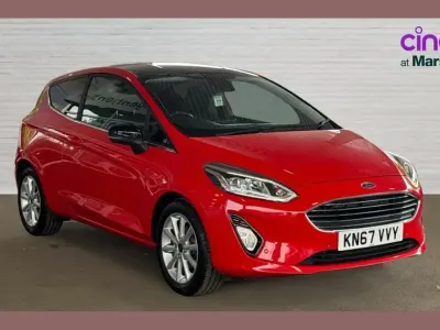 Used Ford Fiesta Titanium 121 HP (88 kW) 2017 Red Hatchback