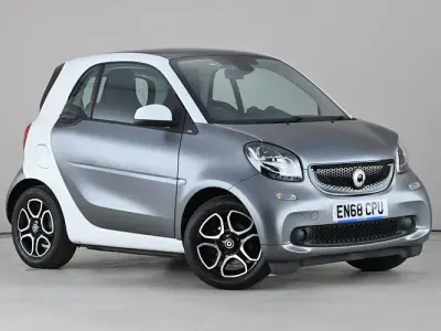 Used Smart ForTwo Coupé Premium 71 HP (52 kW) 2019 White Coupe
