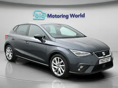 Begagnad Seat Ibiza FR 110 HK (80 kW) 2023 Grå Halvkombi
