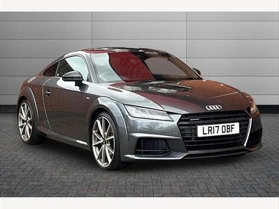 Begagnad Audi TT Black Edition 230 HK (169 kW) 2017 Grå Sportkupé