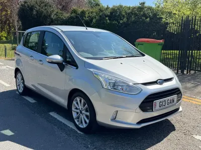 Usado Ford B-MAX Titanium 105 HP (77 kW) 2016 Prateado Monovolume