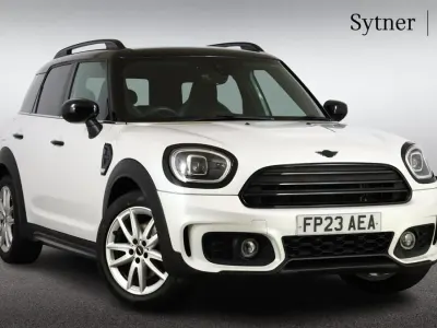Używany Mini Cooper Countryman Sport 134 KM (98 kW) 2023 Biały SUV