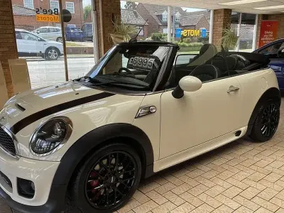 Usado Mini John Cooper Works Cabriolet 211 CV (155 kW) 2015 Descapotable