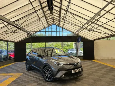 Second-hand Toyota C-HR 122 CP (89 kW) 2019 Gri SUV