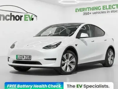 Używany Tesla Model Y RWD 219 kW (299 KM) 2024 Biały SUV