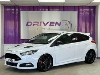 White Used 2017 Ford Focus ST Hatchback | £9,200 (Good price)