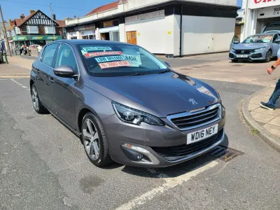 Used Peugeot 308 Allure 130 HP (95 kW) 2016 Grey Hatchback