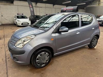 Nissan Pixo