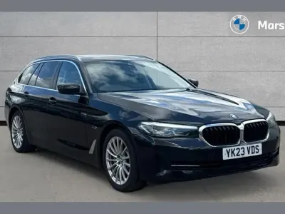Usado BMW 530e Comfort Edition 292 HP (214 kW) 2023 Preto Carrinha