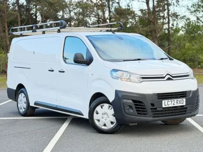 Używany Citroën Dispatch 2022 Biały Minivan